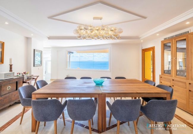 Villa in Badia Grand - Cabello Villa in Badia Grand - Cabello