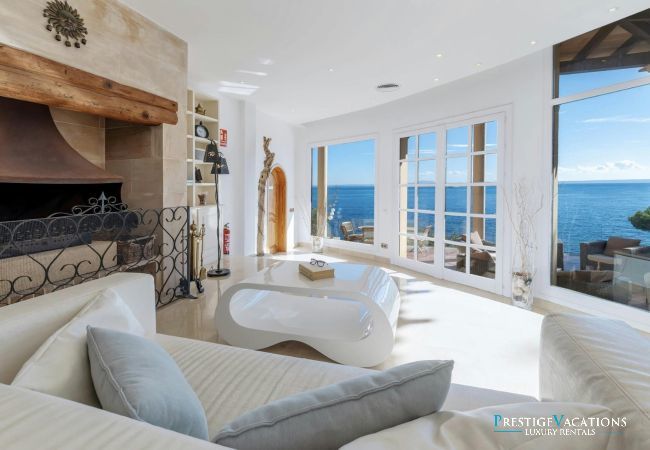 Villa in Badia Grand - Cabello Villa in Badia Grand - Cabello