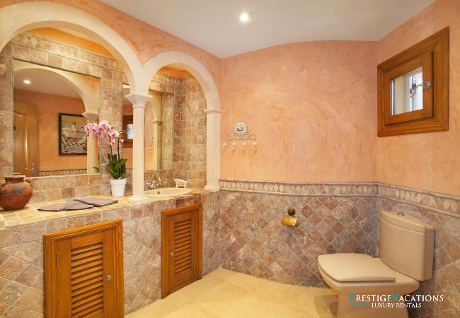 Villa in Badia Grand - Cabello Villa in Badia Grand - Cabello