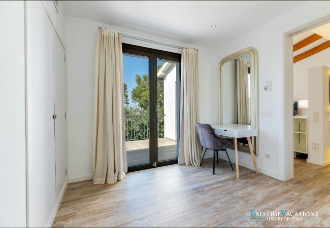Villa in Portals Nous - Mae