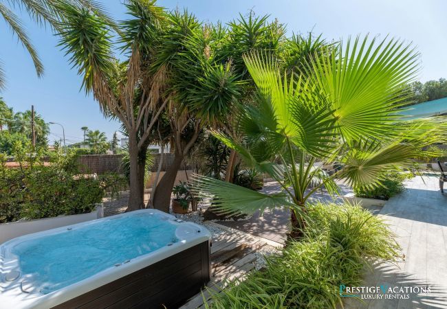 Villa in Portals Nous - Mae