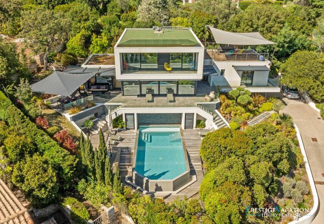 Villa in Roquebrune-sur-Argens - Sea View *****