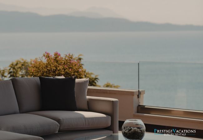 Villa in Nissaki - The Edge