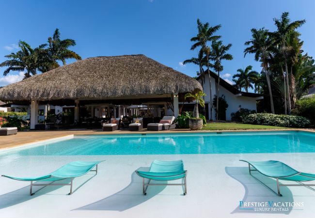 Villa in Casa De Campo - Tropical Modern