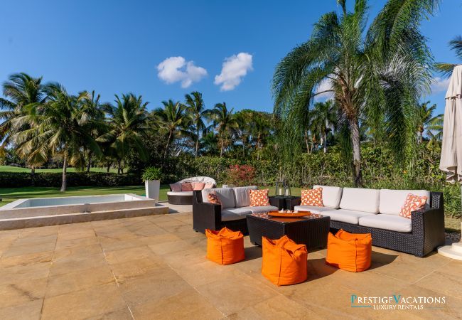 Villa in Casa De Campo - Tropical Modern