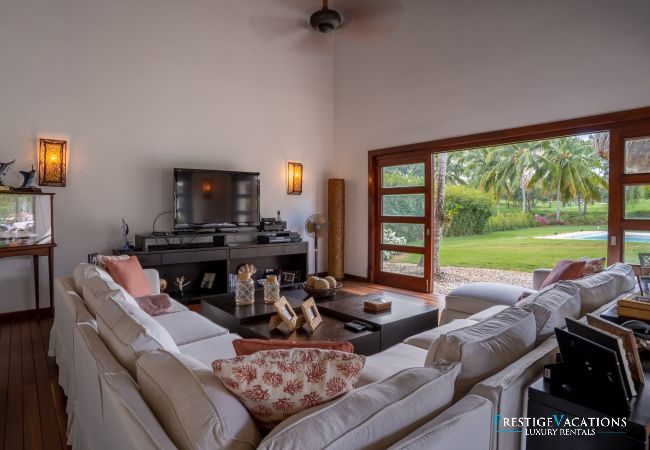 Villa in Casa De Campo - Tropical Modern