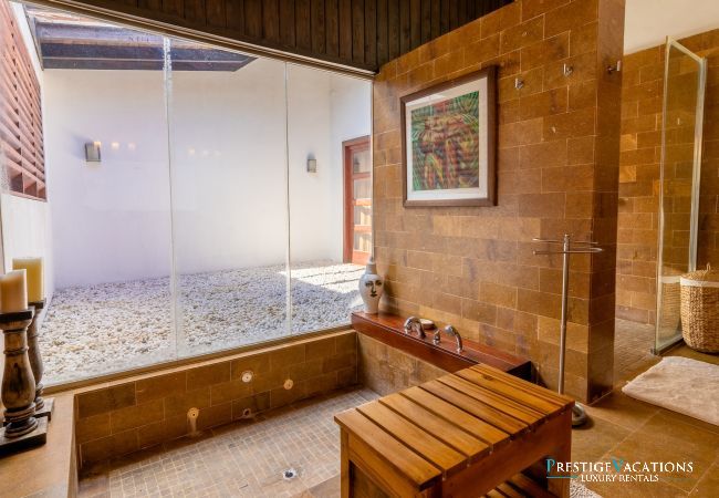 Villa in Casa De Campo - Tropical Modern