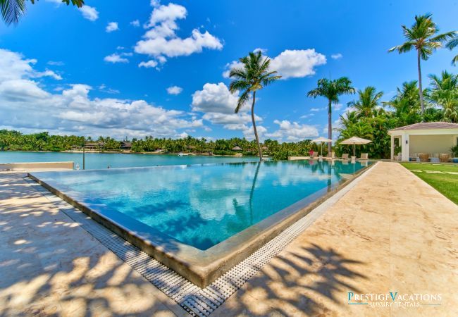 Villa in Casa De Campo - Oasis DR