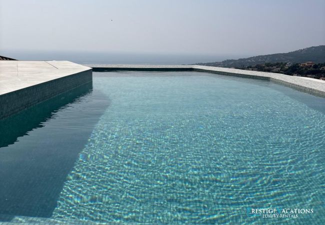 Villa in Roquebrune-sur-Argens - Miramaris