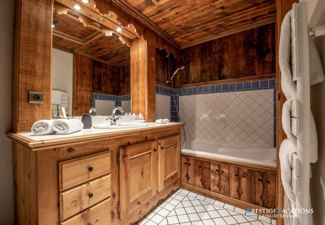 Chalet in Courchevel - Augustus