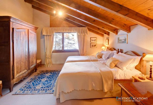 Chalet in Zermatt - Vanilla Orchid Chalet in Zermatt - Vanilla Orchid