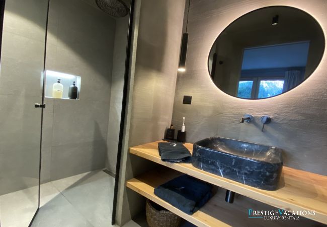 Chalet in Crans-Montana - Cervo Chalet in Crans-Montana - Cervo