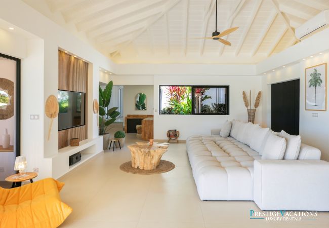Villa in Terres Basses - Nuit Jade
