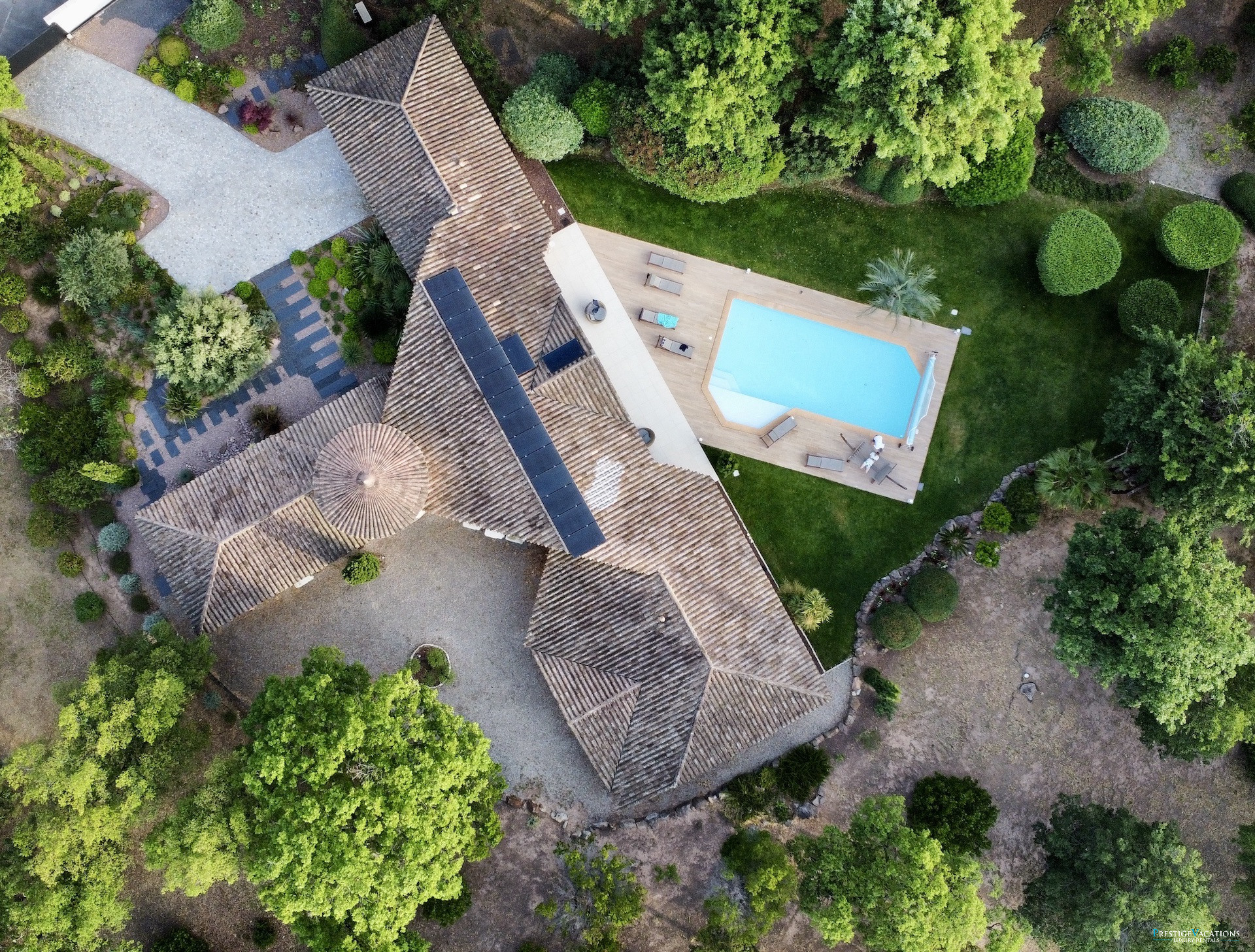 Villa/Dettached house in Fréjus - Esterel *****