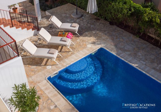 Villa in Ibiza / Eivissa - Sa Cigonya