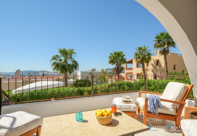 Villa in Ibiza / Eivissa - Sa Cigonya