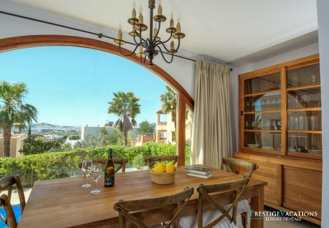 Villa in Ibiza / Eivissa - Sa Cigonya