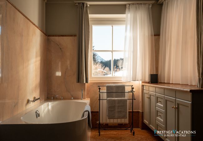 Chalet in Lech - Toda