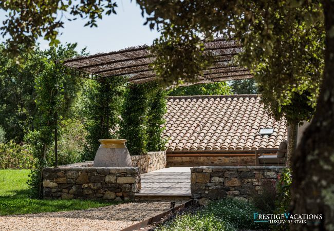 Villa in Tourves - Bastide Julienne