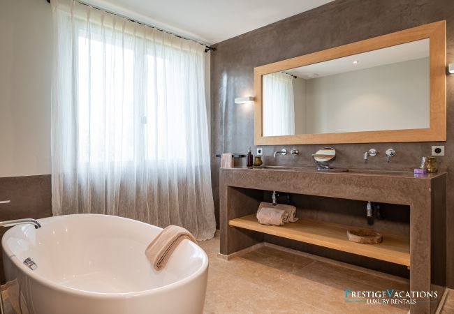 Villa in Tourves - Bastide Julienne