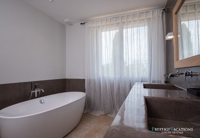 Villa in Tourves - Bastide Julienne