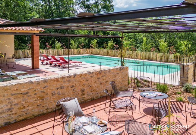 Villa in Saint Remy de Provence - Bergerie Aquino