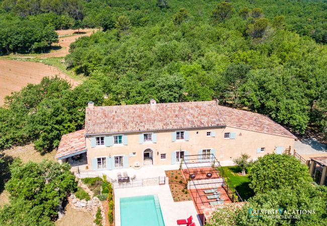Villa in Saint Remy de Provence - Bergerie Aquino