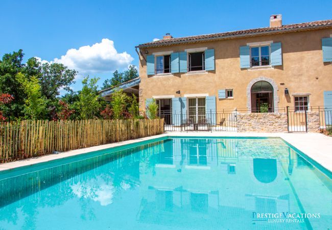 Villa in Saint Remy de Provence - Bergerie Aquino