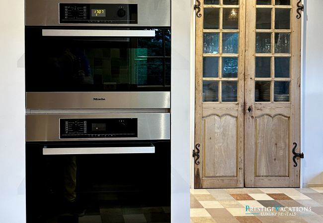 Villa in Saint Remy de Provence - Bergerie Aquino