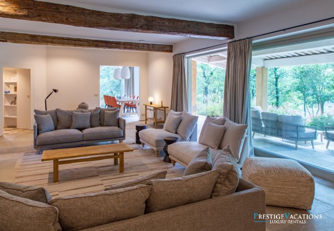 Villa in Saint Remy de Provence - Bergerie Aquino