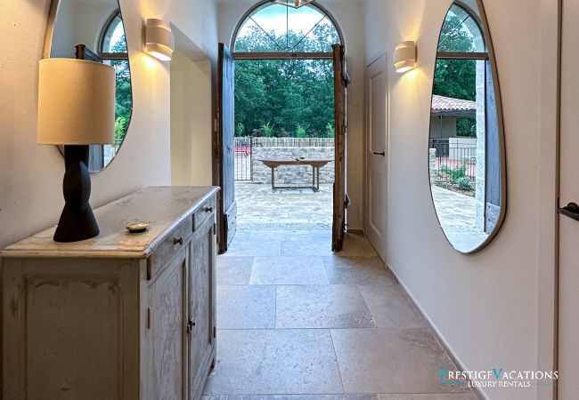 Villa in Saint Remy de Provence - Bergerie Aquino