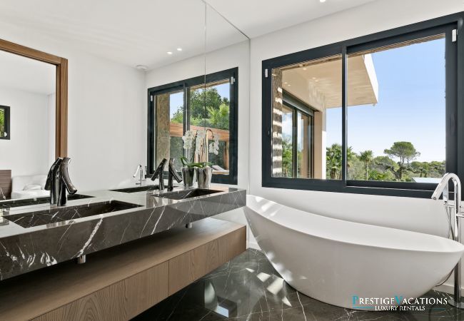 Villa in Mougins - Mila