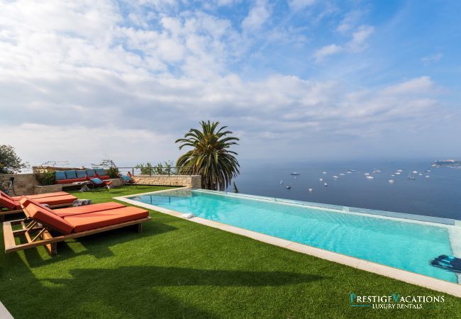 Villa in Roquebrune-Cap-Martin - Les Oliviers CDA