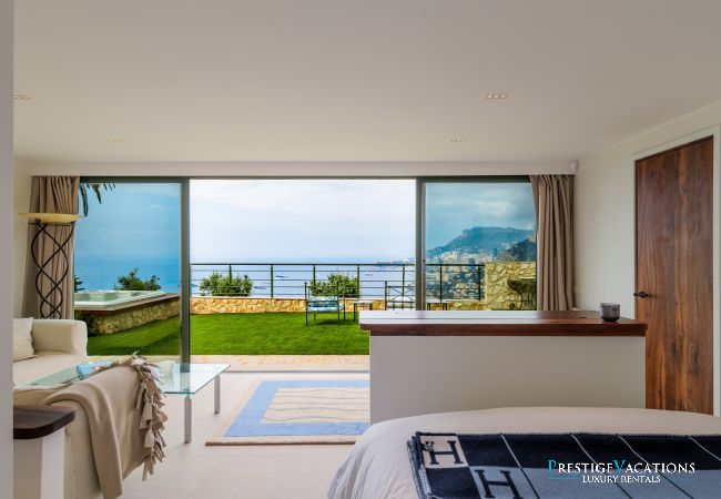 Villa in Roquebrune-Cap-Martin - Les Oliviers CDA