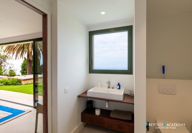 Villa in Roquebrune-Cap-Martin - Les Oliviers CDA