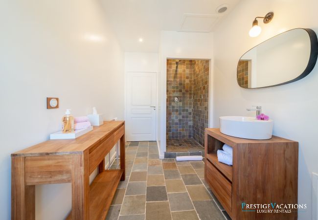 Villa in Saint-Gilles les Bains - Tersis