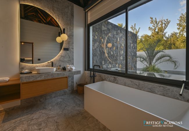 Villa in Saint-Gilles les Bains - Gilles