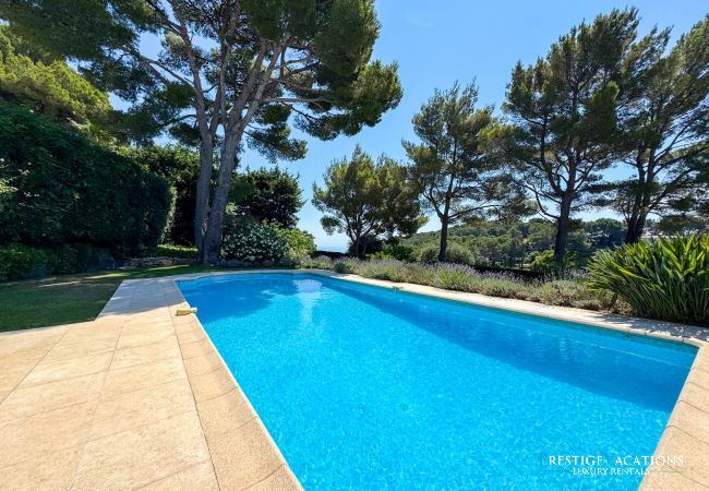 Villa in Vallauris - St Martin