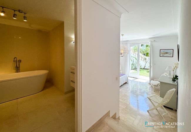 Villa in Vallauris - St Martin