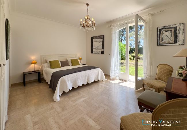 Villa in Vallauris - St Martin