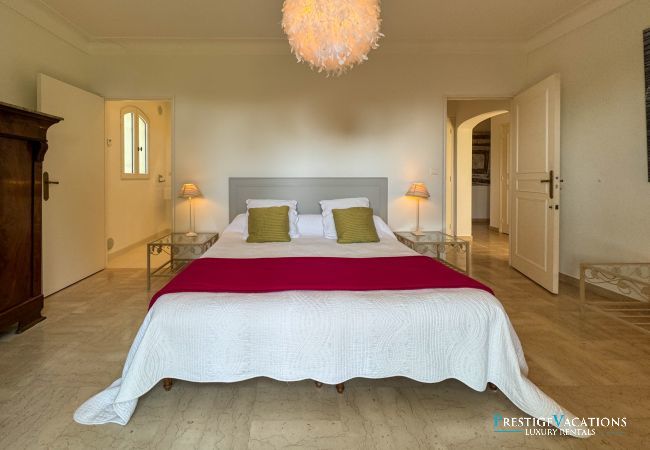 Villa in Vallauris - St Martin
